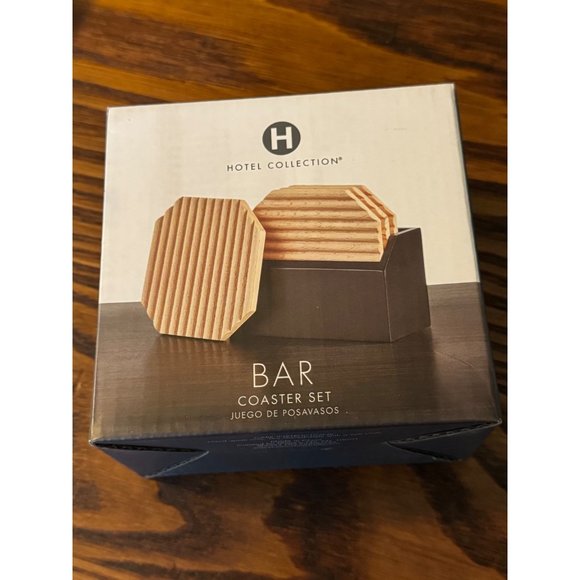 Hotel Collection Set of 4 Fluted Beach Wood Coasters and Holder, NIB - Picture 2 of 5